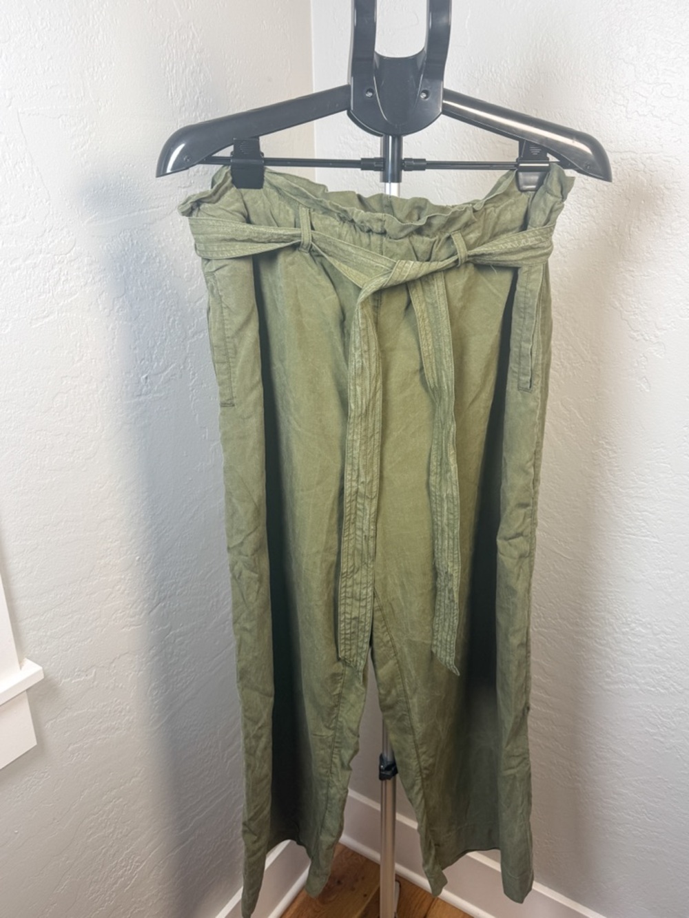 Industry Olive Green Tencel Lyocell Paperbag Waist Wide Leg Pants Size L